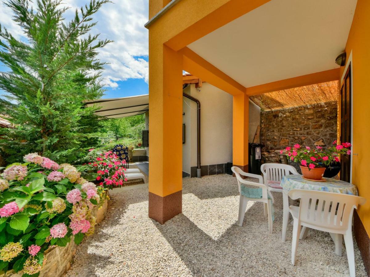Holiday Home Karolina By Interhome Opric Extérieur photo
