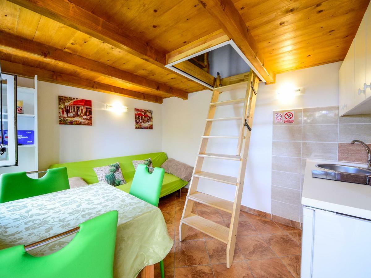 Holiday Home Karolina By Interhome Opric Extérieur photo